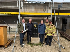 Gründungsstein und Zeitkapsel für das neue Feuerwehrhaus Eldagsen