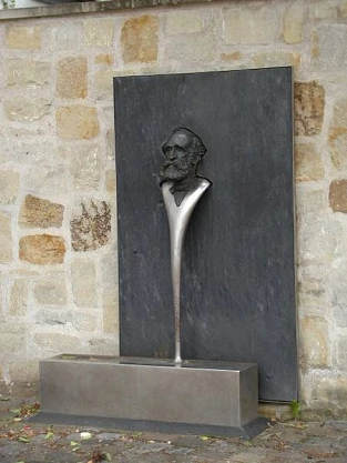 Denkmal Heinrich Göbel © Stadt Springe