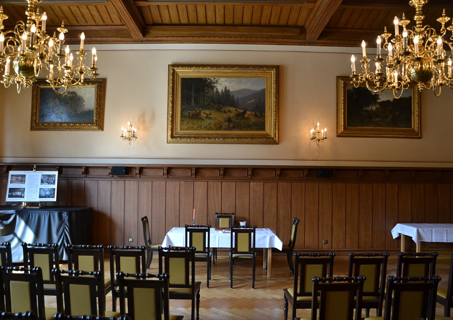 Trautisch Kaisersaal Jagdschloss